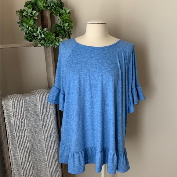 Emery Rose Tops - Emery Rose blue peplum top